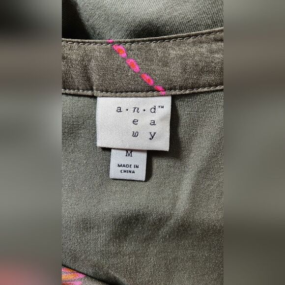 NWOTโa new day brand sleeveless top - Size Medium - Picture 4 of 8